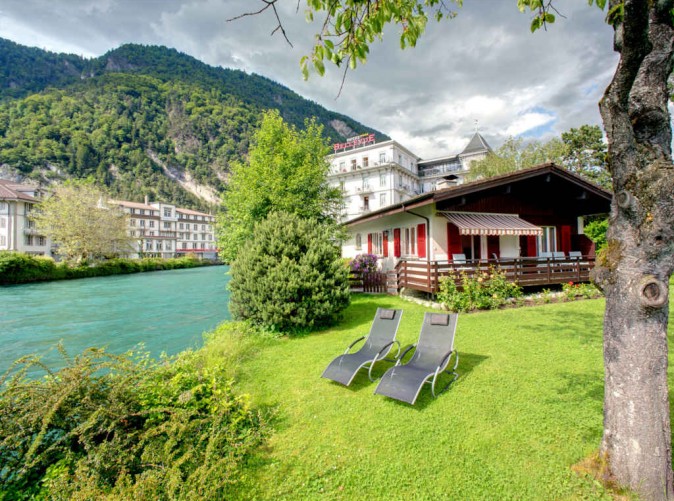 010_Schoene Aussichten Touristik_Hotel-Bellevue-Interlaken-Family-House-4